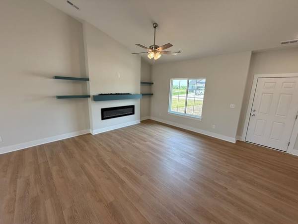 5121 Toben Ct., Bel Aire, KS 67226