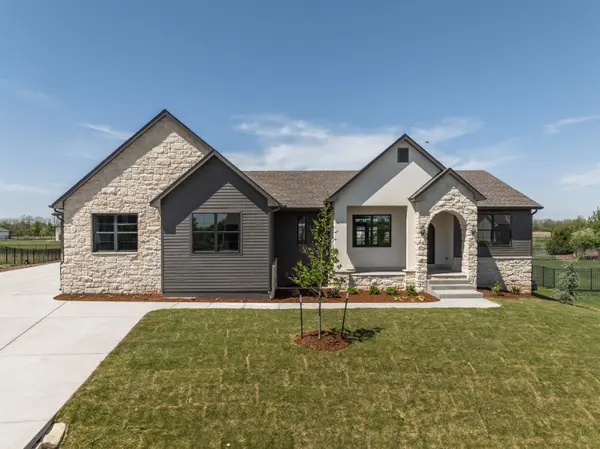 2013 N Clearstone St, Goddard, KS 67052-8661