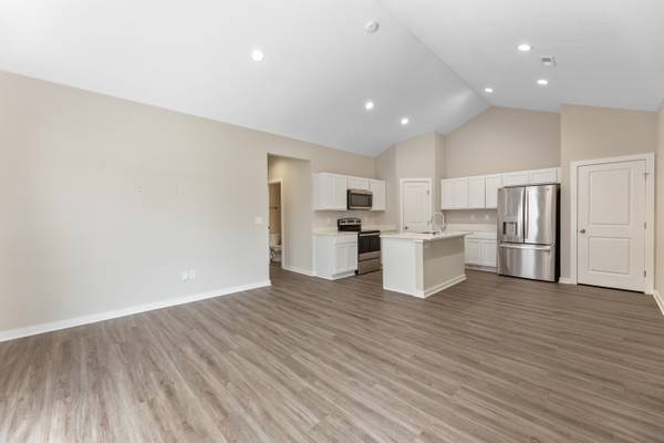 12105 / 12107 W Shadow Lakes St, Maize, KS 67205-5261