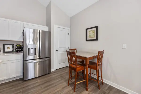 12055 / 12057 W Shadow Lakes St, Maize, KS 67205-5261