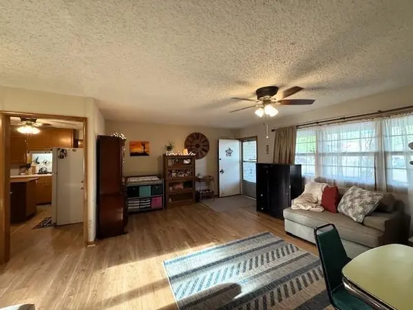 1606 N B St, Wellington, KS 67152