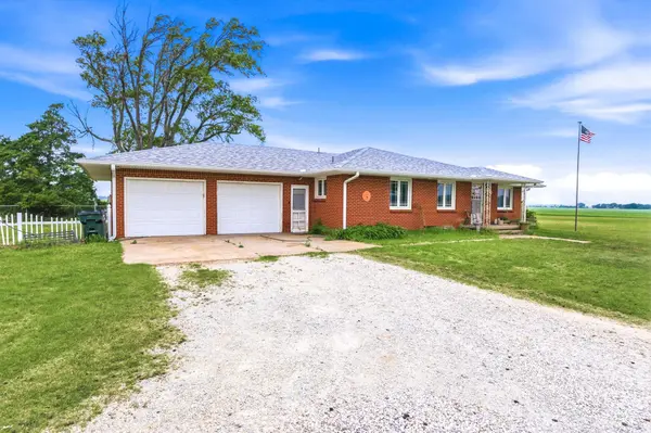 9693 NE 10th Ave, Murdock, KS 67111