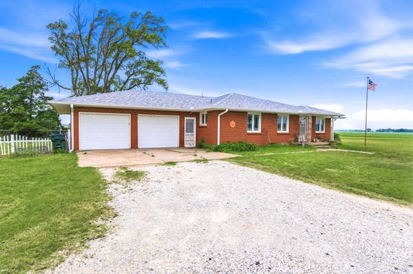 9693 NE 10th Ave, Murdock, KS 67111