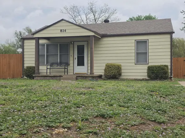814 N Clara St, Wichita, KS 67212