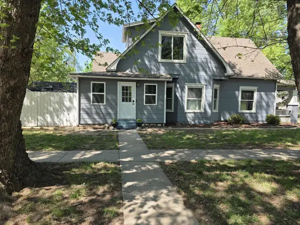 821 E 14th, Winfield, KS 67156