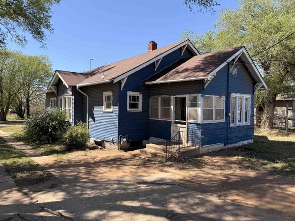 617 N Bluff Ave, Anthony, KS 67003