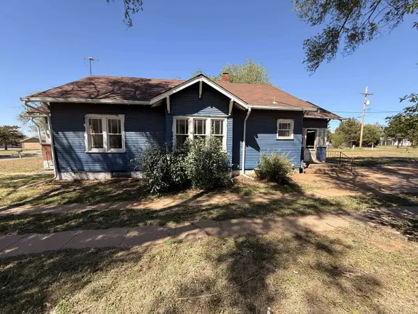 617 N Bluff Ave, Anthony, KS 67003