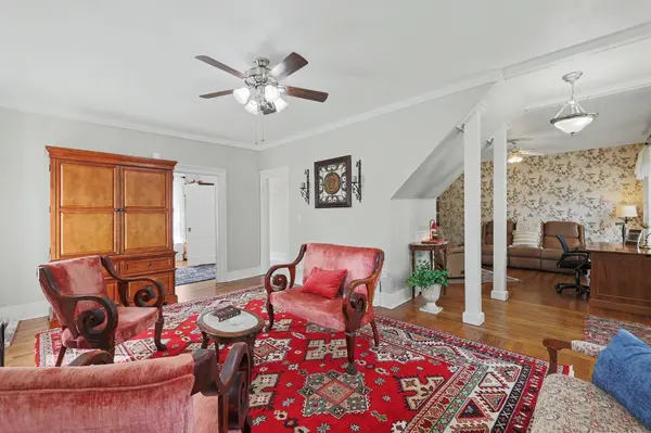 303 E 5th St, Newton, KS 67114