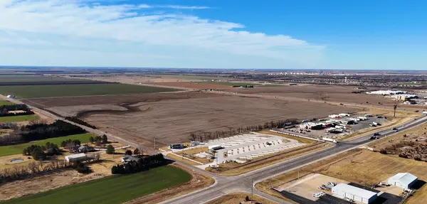 00001 17th Avenue, Mcpherson, KS 67460
