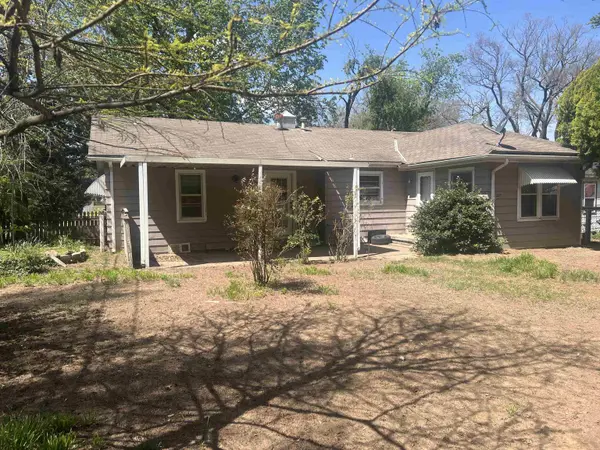 1004 N 9, Arkansas City, KS 67005