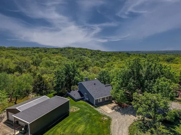 30117 Shady Oak Dr, Arkansas City, KS 67005