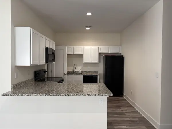 5436 N Colburn Ct, Bel Aire, KS 67220