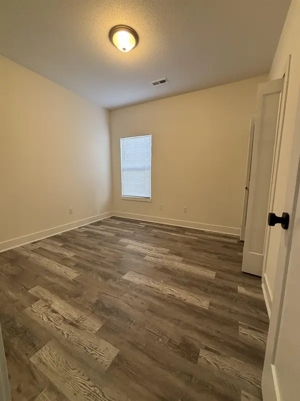 5436 N Colburn Ct, Bel Aire, KS 67220