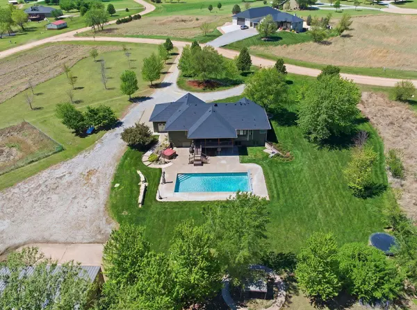 6402 Busy Bee Ct, Andale, KS 67001