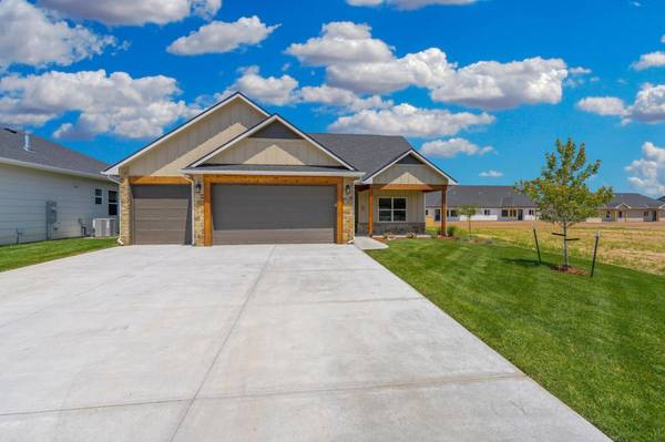 734 N Rainbow Lake Ct., Wichita, KS 67235