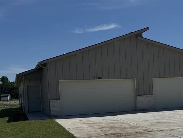 15401-15403 W Josephine St, Goddard, KS 67052