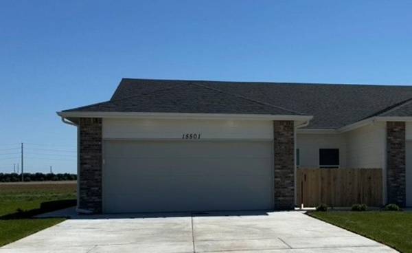 15501 W Josephine St, Goddard, KS 67052