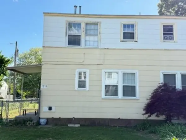 1119 S Pershing Ave, Wichita, KS 67218