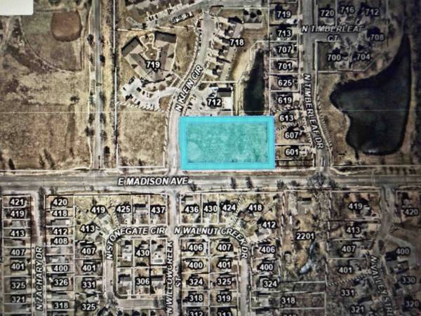000 N Klein Cir, Derby, KS 67037