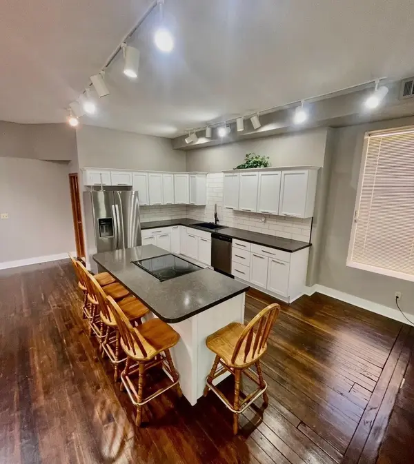 111-113 S 5th St, Salina, KS 67401