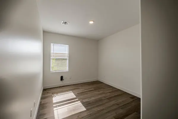 5765 E Bristol, Wichita, KS 67220