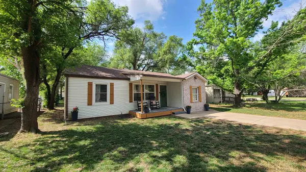 1106 E 7th, Wellington, KS 67152