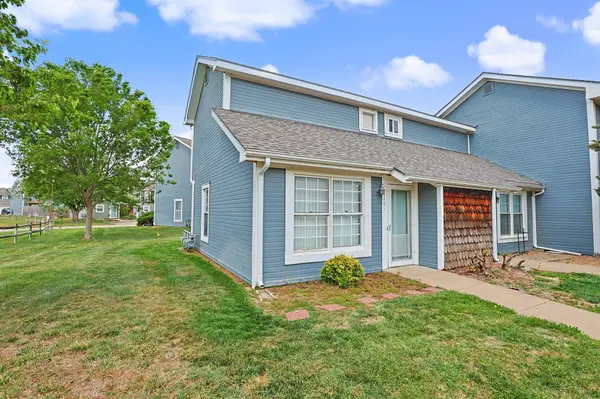 6725 W Shade #1401, Wichita, KS 67212