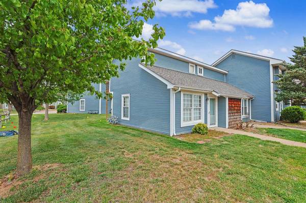 6725 W Shade #1401, Wichita, KS 67212