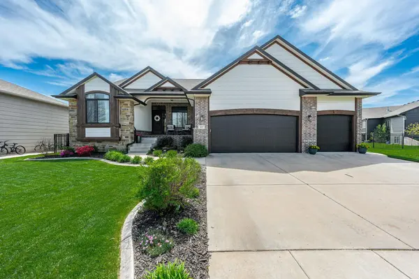 413 W Cherry Oaks, Cheney, KS 67025