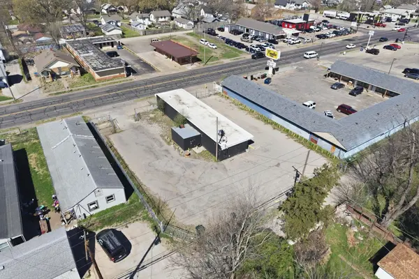 2032 S Broadway, Wichita, KS 67211