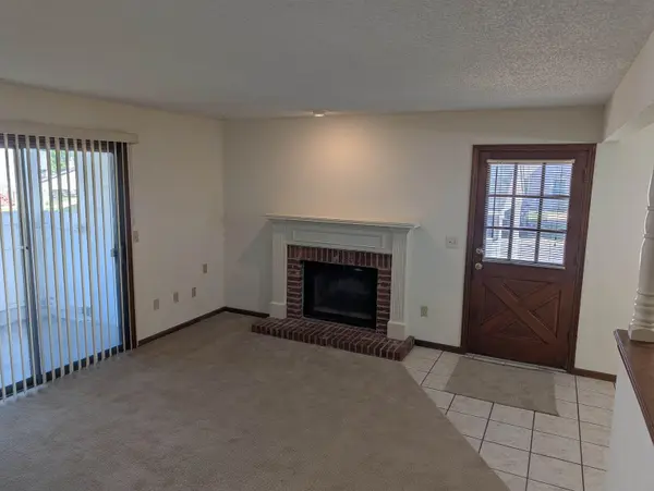 1717 S Cypress, Wichita, KS 67207