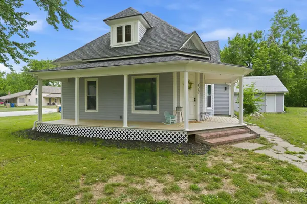 420 W 5th, Belle Plaine, KS 67013