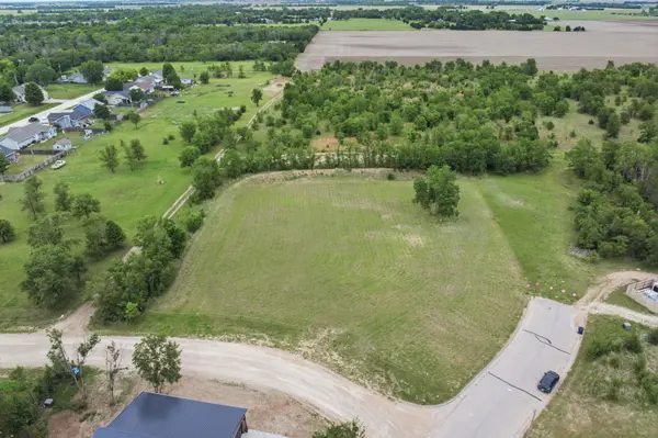Lot 8 Block A, Bentley, KS 67016