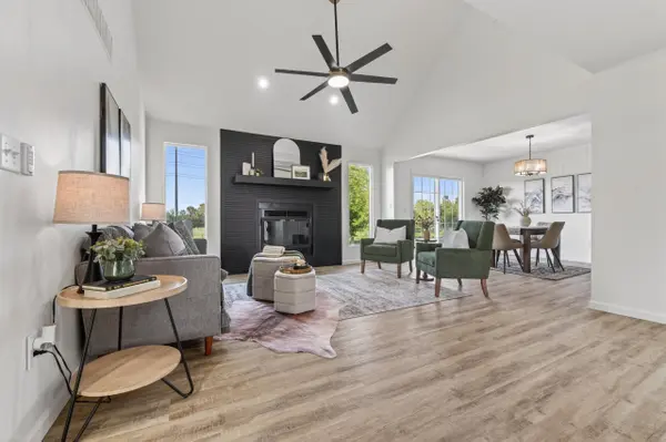 13610 E Deerfield Trl, Derby, KS 67037