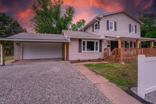 817 W Orchard, Wellington, KS 67152