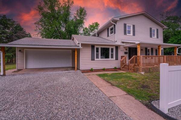 817 W Orchard, Wellington, KS 67152