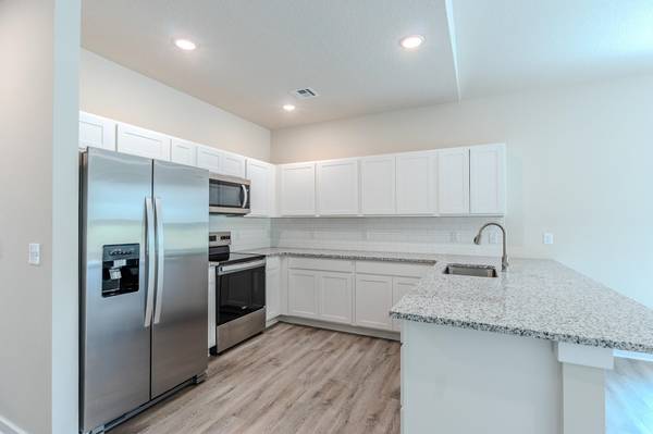 4913 N Spruce, Wichita, KS 67219