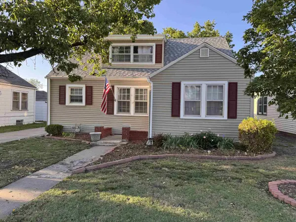 624 W Crawford St., Salina, KS 67401