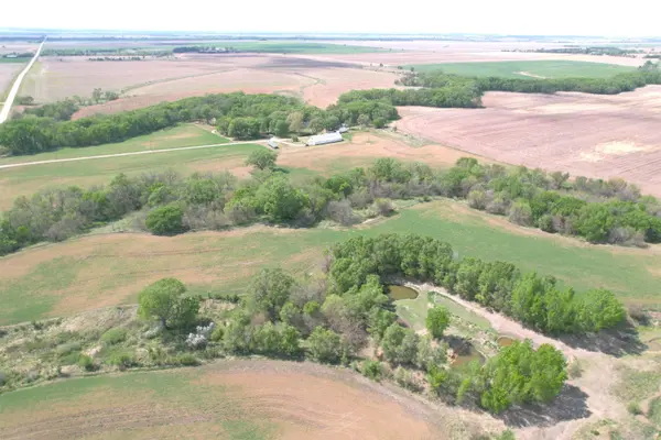 1071 Acorn Road, Delphos, KS 67436