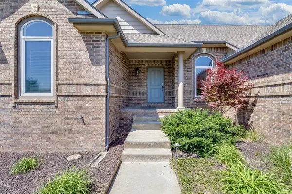 10022 W WESTLAKES CT., Wichita, KS 67205-5233