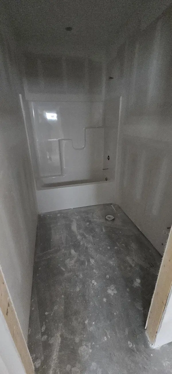 213 Tomahawk, Clearwater, KS 67026