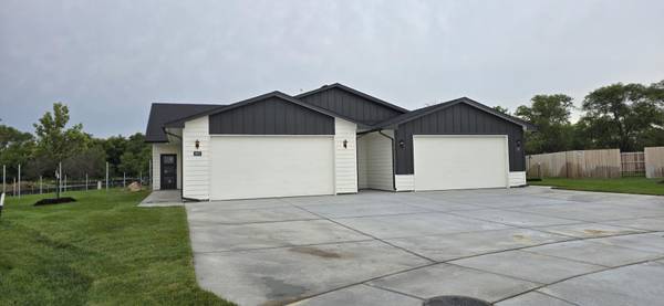 385/387 Trails Head, Goddard, KS 67052