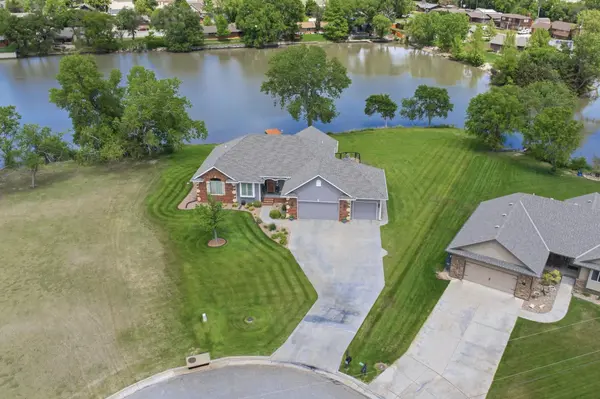 4 Waterbrook Terrace, South Hutchinson, KS 67505