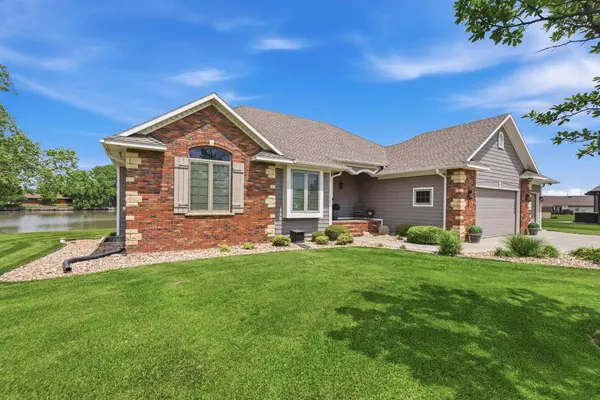 4 Waterbrook Terrace, South Hutchinson, KS 67505