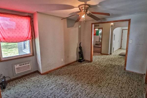 4704 S Water St, Wichita, KS 67217