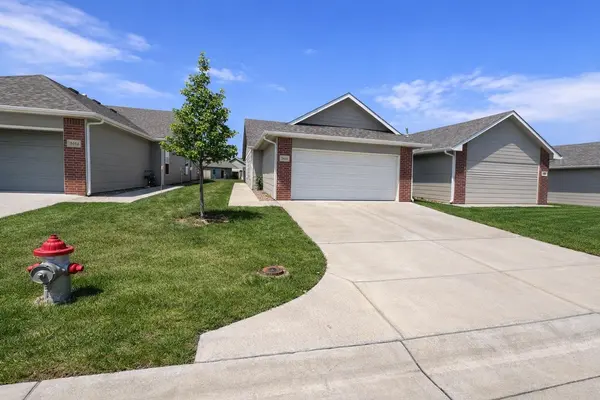 5418-5420 N Colburn Street, Bel Aire, KS 67220