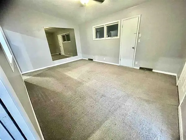 152 Random Rd, Arkansas City, KS 67005