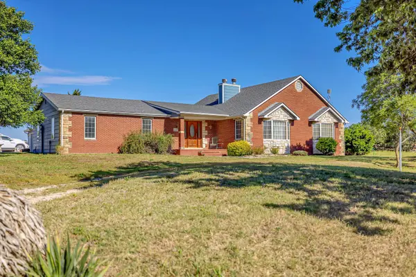 19447 SW Meadowlark Rd, Rose Hill, KS 67133-8527