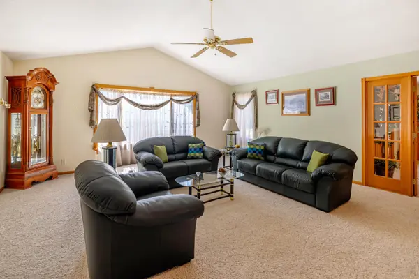 19447 SW Meadowlark Rd, Rose Hill, KS 67133-8527