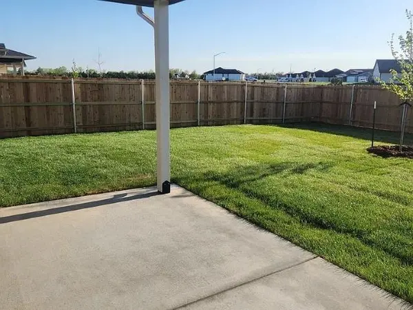 699 W Long Path Ct, Goddard, KS 67052